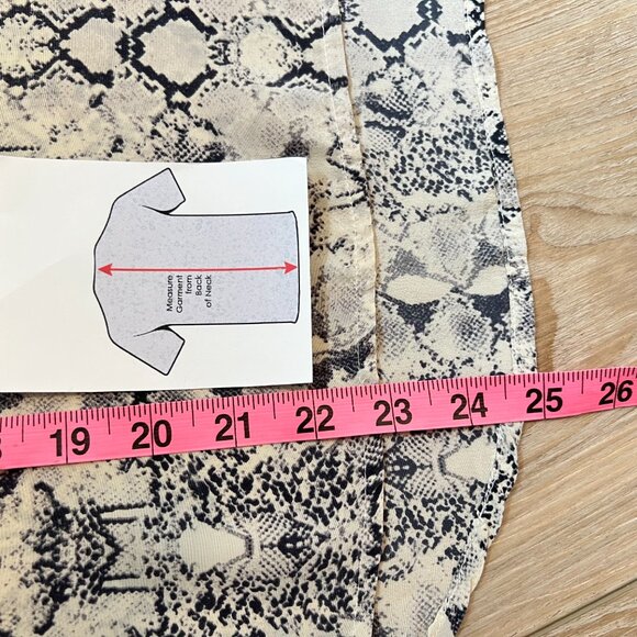 Lux & Chic Cynthia Rowley 100% Silk Button-Front Tunic | Cream Snake Print | S - Picture 12 of 16